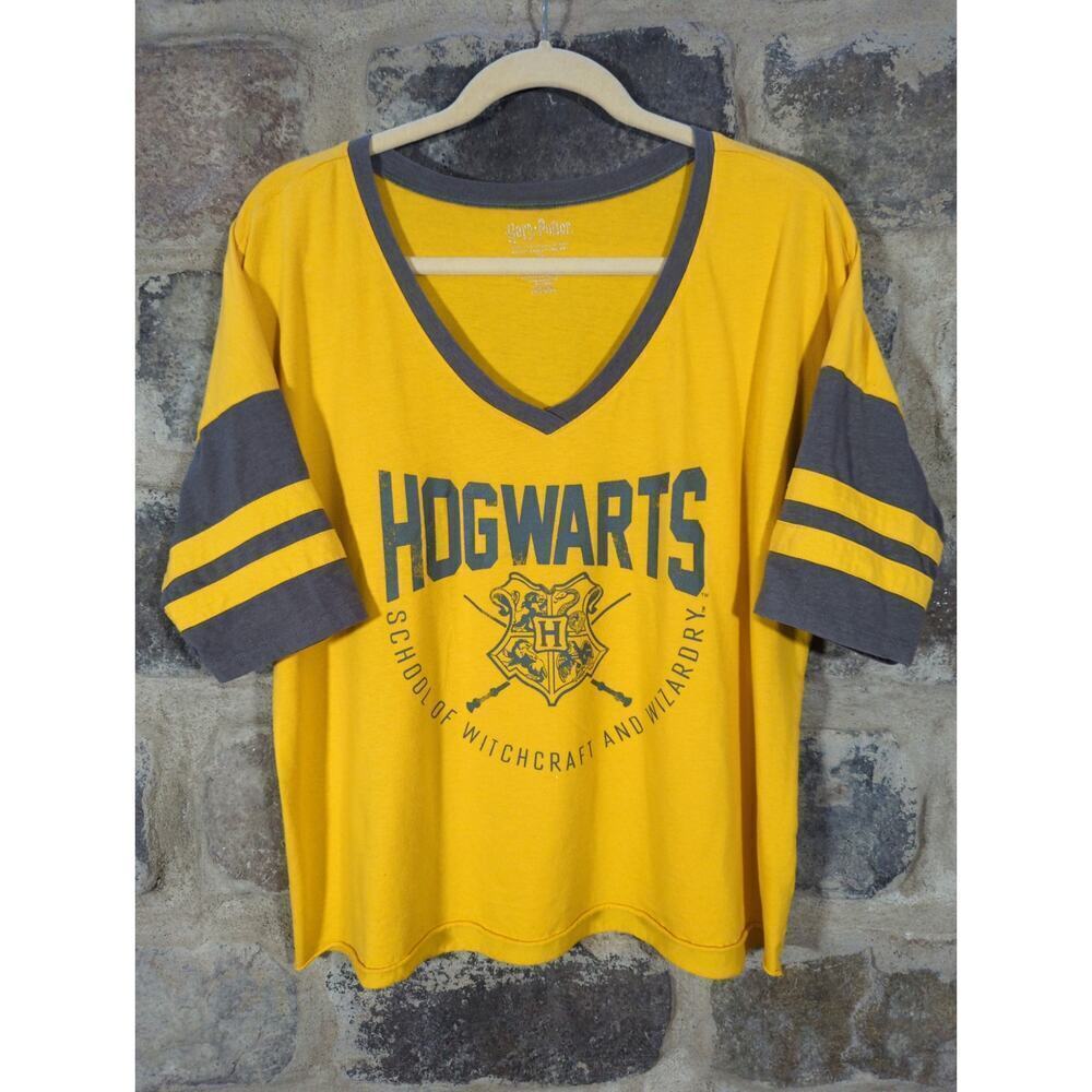 Harry Potty Hogwarts Top Woman's XL Yellow Gray Graphic Print Casual Wizard